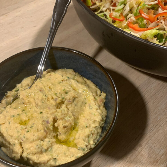 zucchini humus